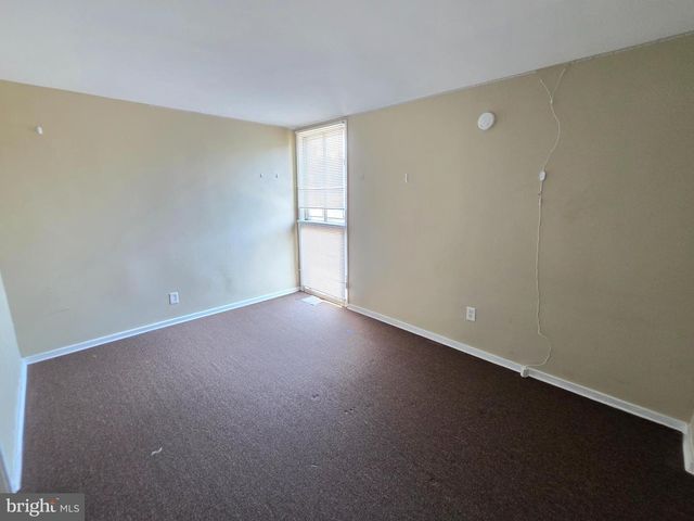 4037 BALTIMORE AVE, Philadelphia, PA 19104