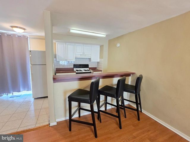 4037 BALTIMORE AVE, Philadelphia, PA 19104