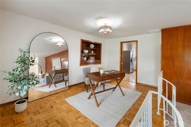 1104 Paradise Parkway, Fircrest, WA 98466