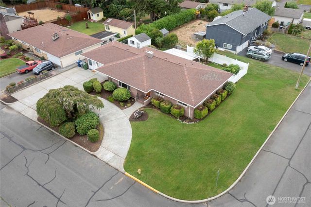1104 Paradise Parkway, Fircrest, WA 98466