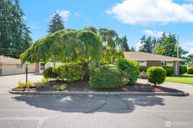 1104 Paradise Parkway, Fircrest, WA 98466