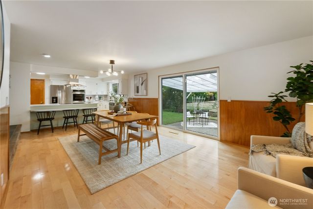 1104 Paradise Parkway, Fircrest, WA 98466