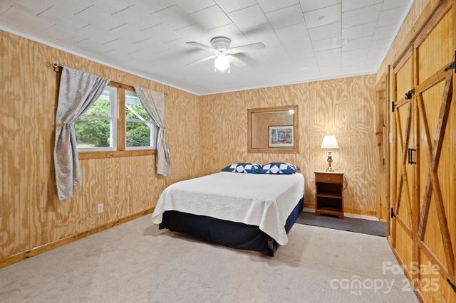 315 21st Street SW, Hickory, NC 28602