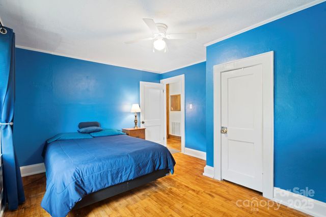 315 21st Street SW, Hickory, NC 28602