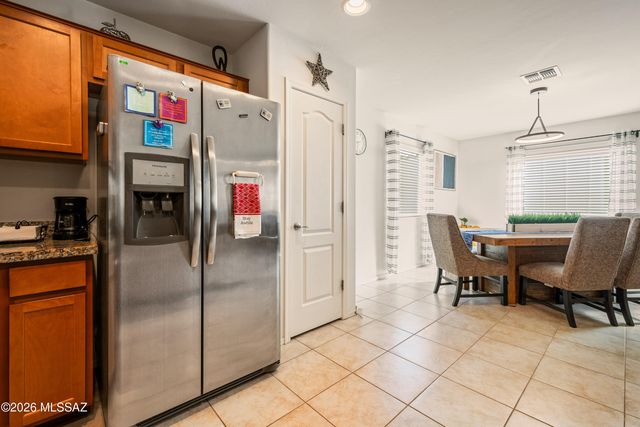 1345 W Vuelta Del Yunque, Sahuarita, AZ 85629