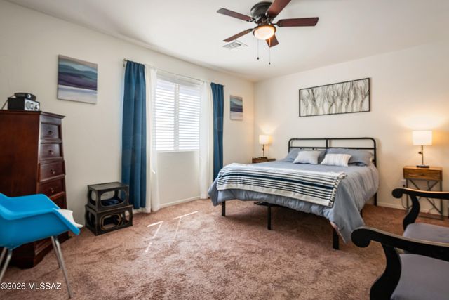 1345 W Vuelta Del Yunque, Sahuarita, AZ 85629