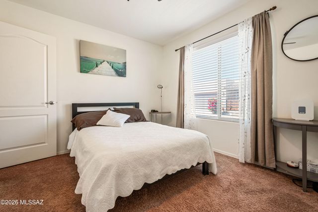 1345 W Vuelta Del Yunque, Sahuarita, AZ 85629