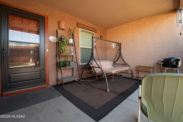 1345 W Vuelta Del Yunque, Sahuarita, AZ 85629