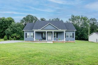 582 Hennessee Ave, Morrison, TN 37357