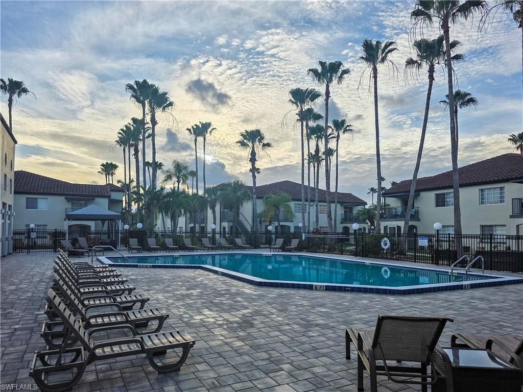 3407 Winkler AVE 304, FORT MYERS, FL 33916 — exterior