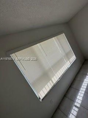 10046 Twin Lakes Dr 6-L, Coral Springs, FL 33071