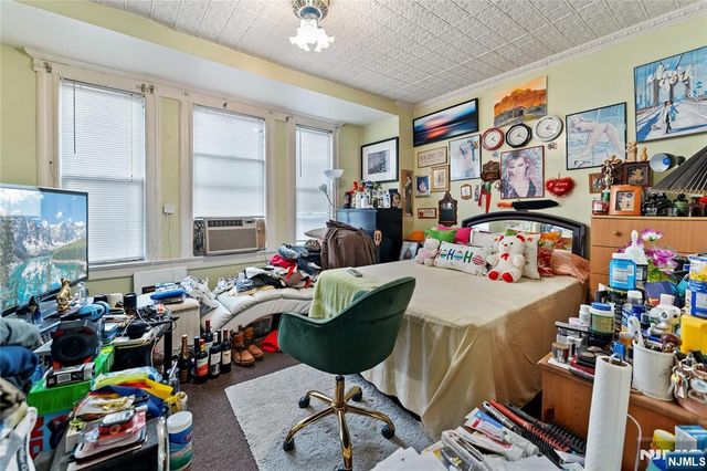 86 Clendenny, Jersey City, NJ 07304