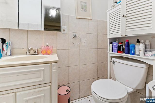 86 Clendenny, Jersey City, NJ 07304