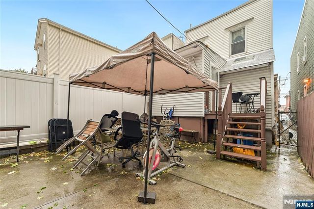 86 Clendenny, Jersey City, NJ 07304