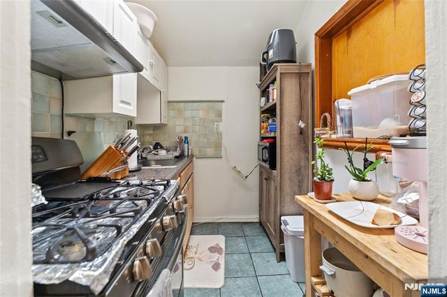 86 Clendenny, Jersey City, NJ 07304