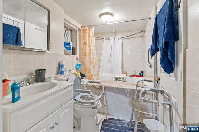 86 Clendenny, Jersey City, NJ 07304