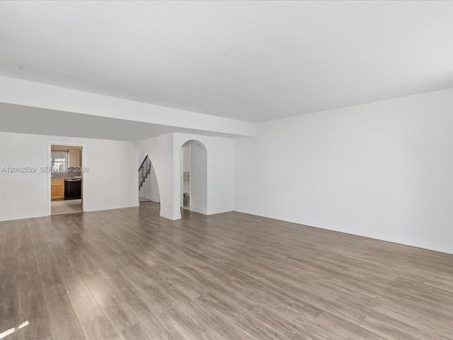 8886 SW 62nd Ter 8-A, Miami, FL 33173