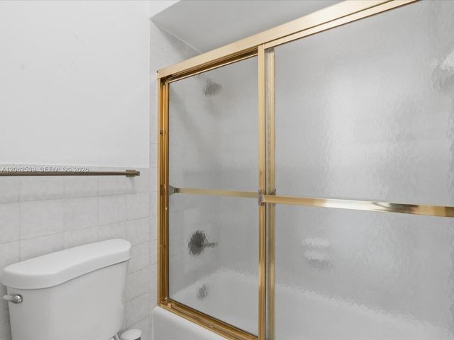 8886 SW 62nd Ter 8-A, Miami, FL 33173