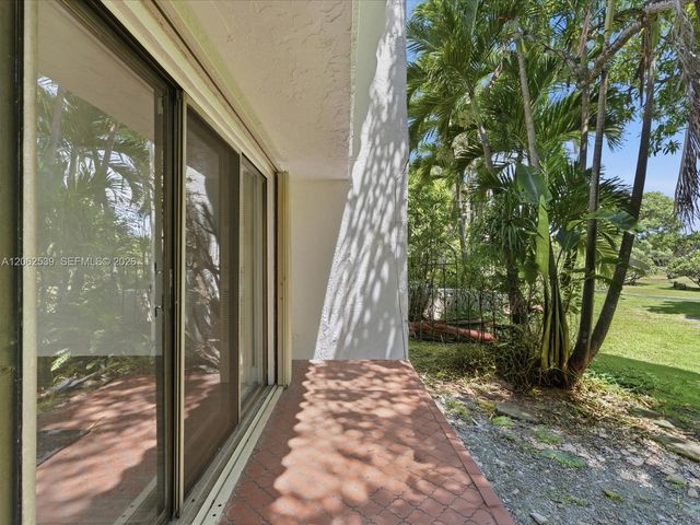 8886 SW 62nd Ter 8-A, Miami, FL 33173