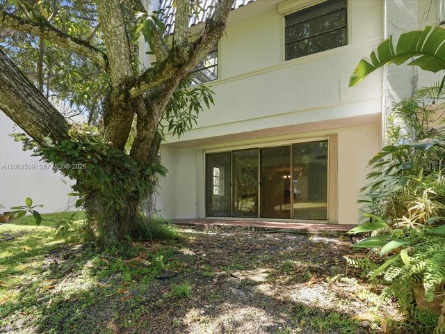 8886 SW 62nd Ter 8-A, Miami, FL 33173