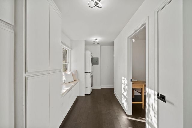 108 Durham St, Menlo Park, CA 94025