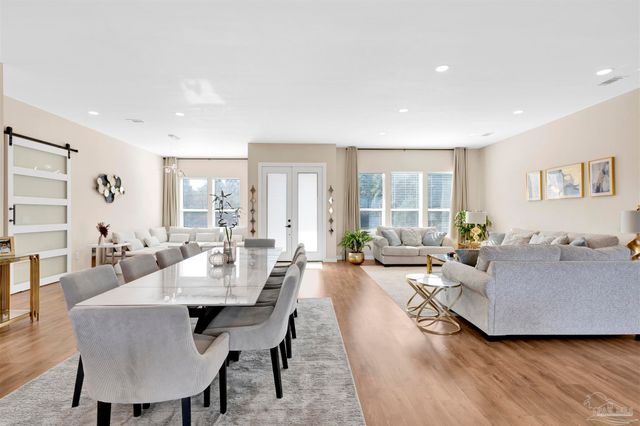 5800 Moors Oaks Dr, Milton, FL 32583