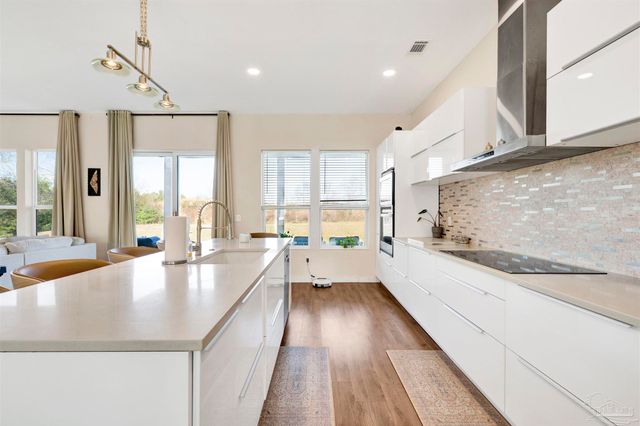 5800 Moors Oaks Dr, Milton, FL 32583