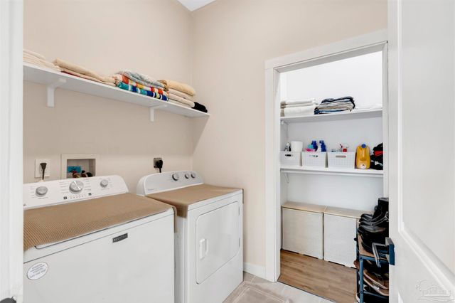 5800 Moors Oaks Dr, Milton, FL 32583