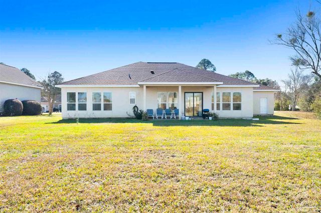 5800 Moors Oaks Dr, Milton, FL 32583