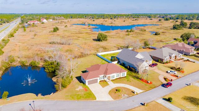 5800 Moors Oaks Dr, Milton, FL 32583