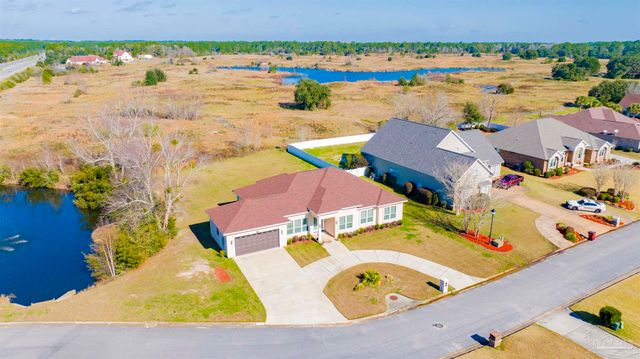 5800 Moors Oaks Dr, Milton, FL 32583