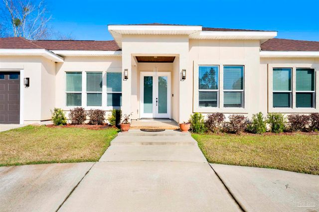 5800 Moors Oaks Dr, Milton, FL 32583