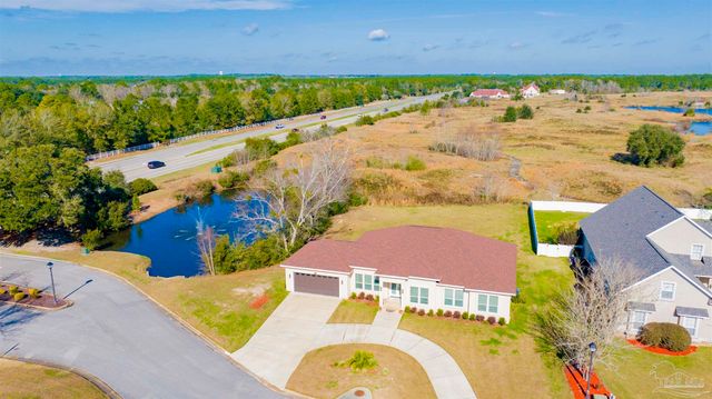 5800 Moors Oaks Dr, Milton, FL 32583