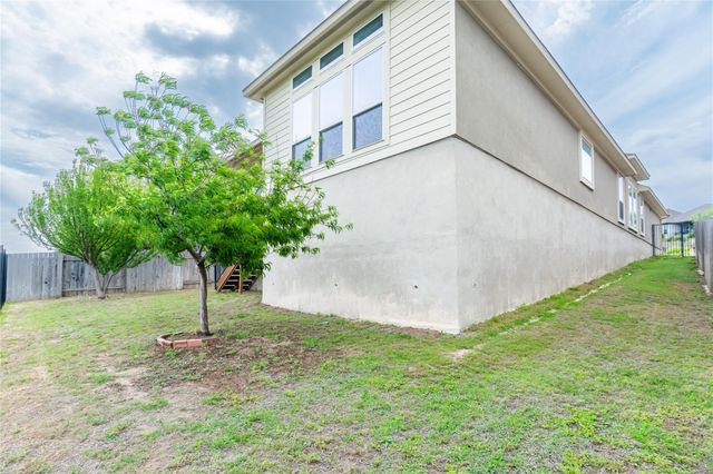 125 Saturnia DR, Georgetown, TX 78628