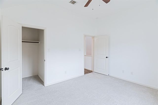 125 Saturnia DR, Georgetown, TX 78628