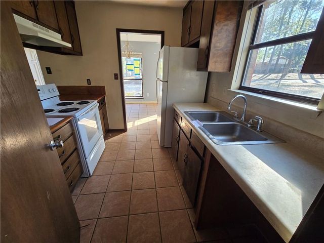 7016 Britonburg Drive, Mobile, AL 36608