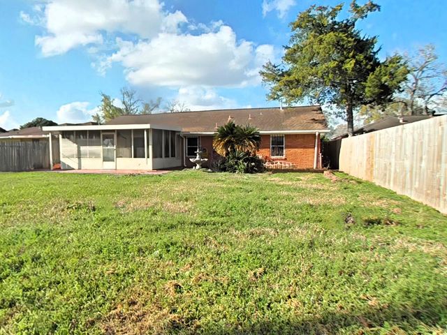 614 Gilpin Street, Houston, TX 77034