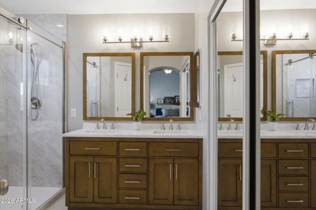 3524 E KRISTAL Way, Phoenix, AZ 85050