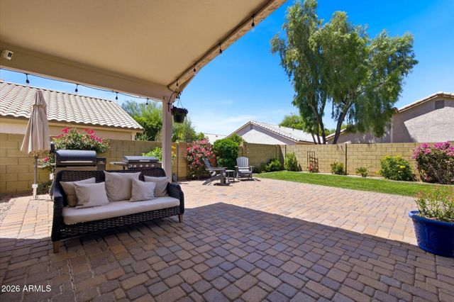 3524 E KRISTAL Way, Phoenix, AZ 85050