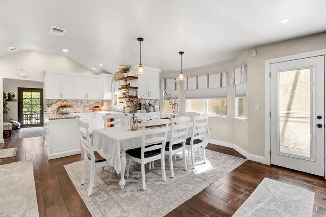 9220 Cupertino Dr, Elk Grove, CA 95624