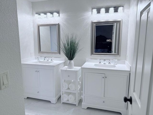 9220 Cupertino Dr, Elk Grove, CA 95624