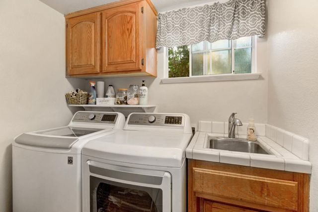 9220 Cupertino Dr, Elk Grove, CA 95624