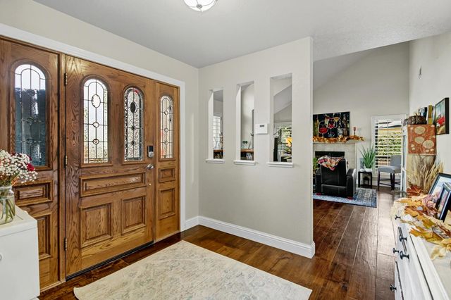 9220 Cupertino Dr, Elk Grove, CA 95624