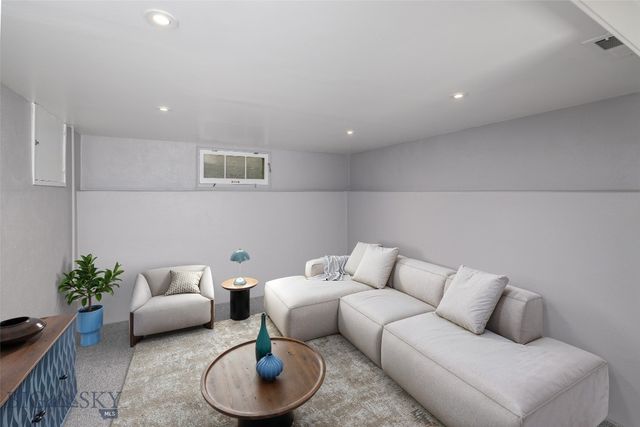 421 N C Street, Livingston, MT 59047