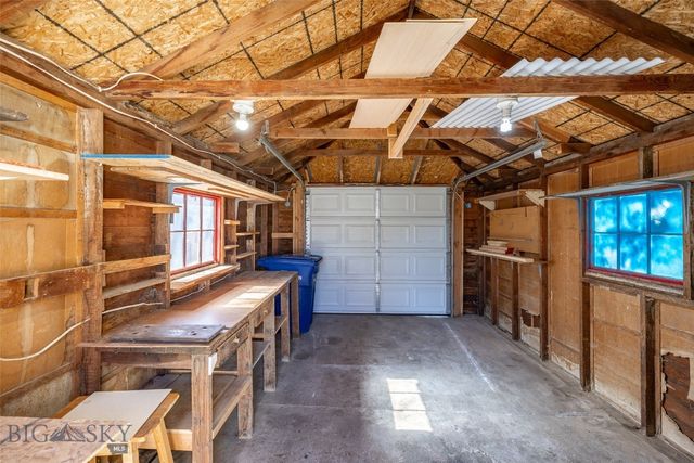 421 N C Street, Livingston, MT 59047