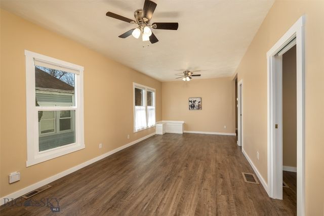 421 N C Street, Livingston, MT 59047