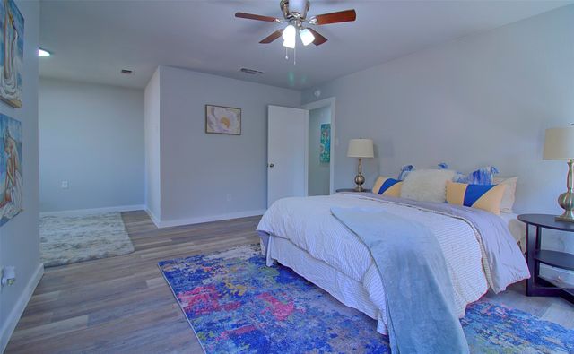 5109 Parliament Drive, Arlington, TX 76017