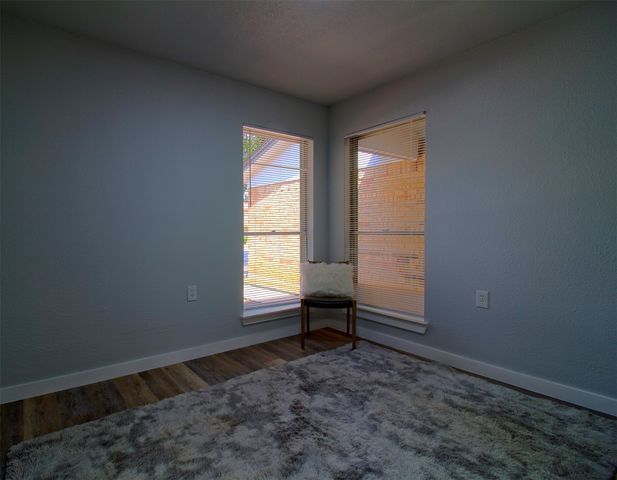 5109 Parliament Drive, Arlington, TX 76017