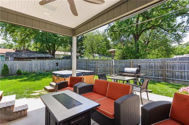 6109 W 54th Street, Mission, KS 66202