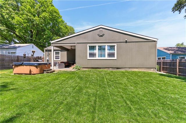 6109 W 54th Street, Mission, KS 66202